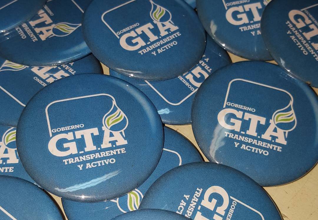 Botones publicitarios (pin badge)